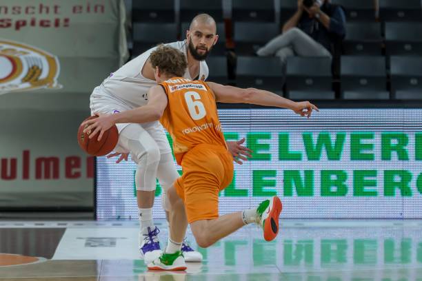 尾关键词方 尾关键词方